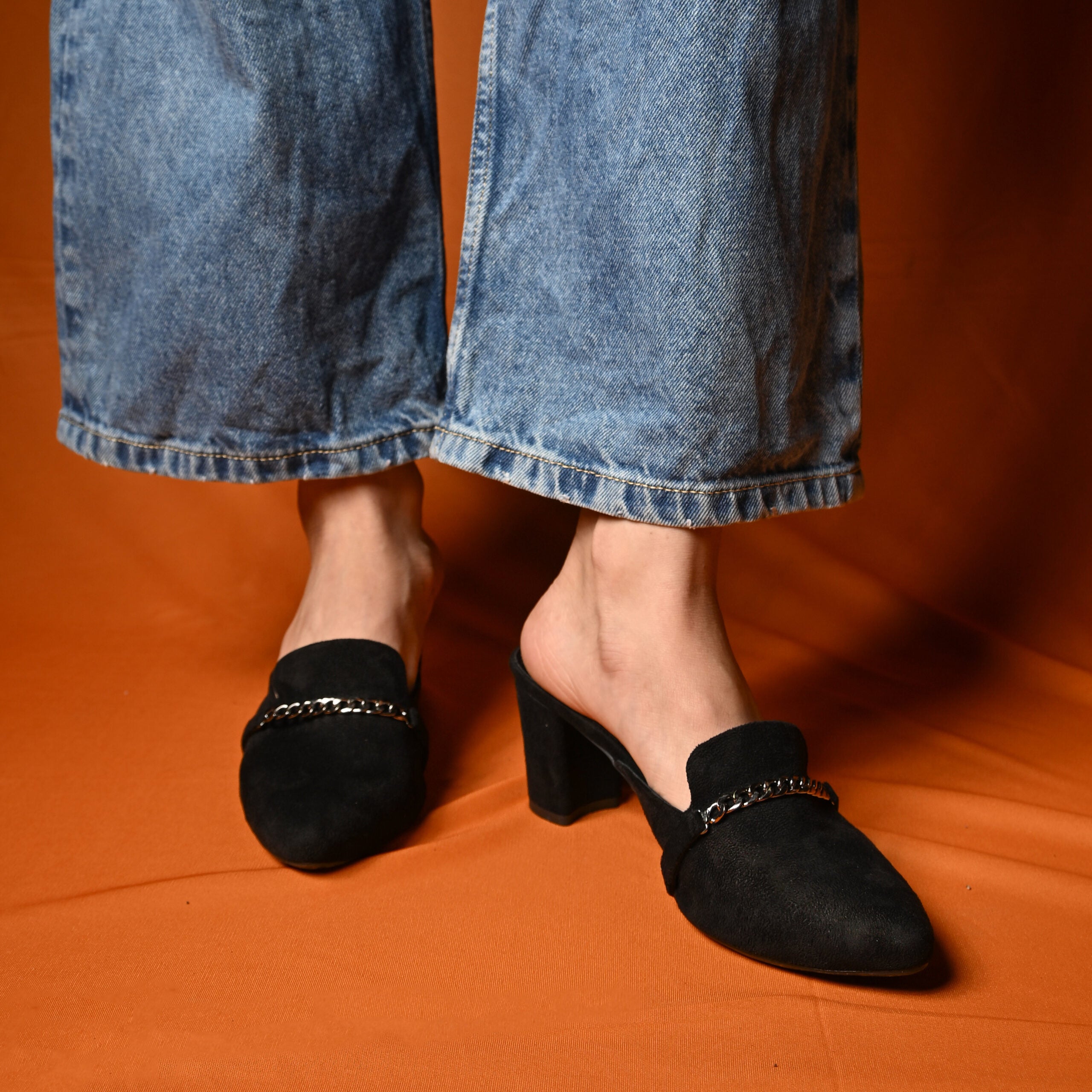 Collection of Elizabeth in a gallery layout