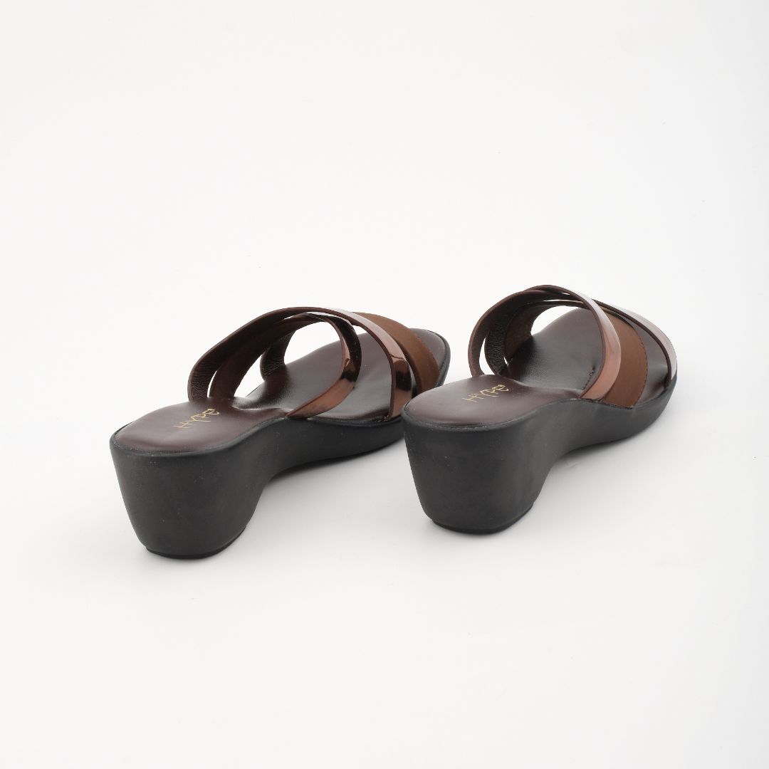 Collection of Rae in a gallery layout