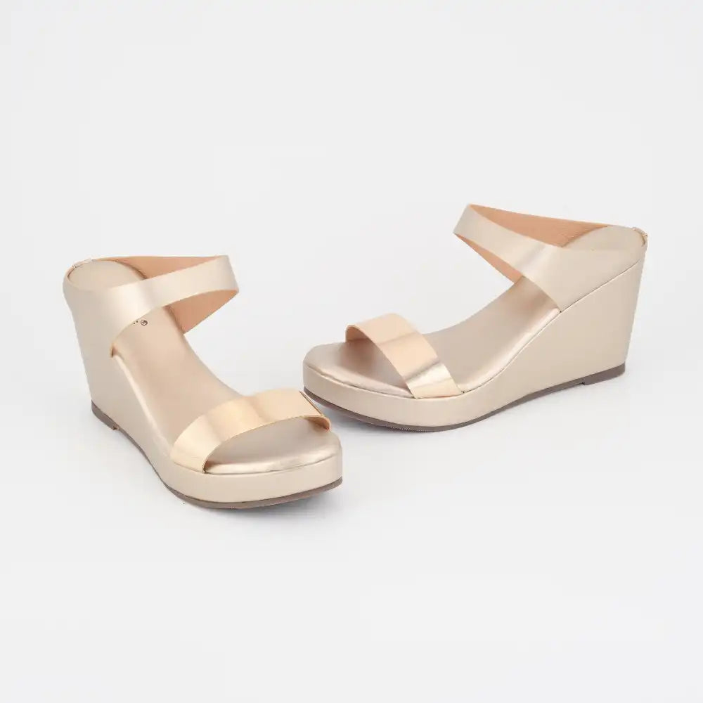 Collection of Tevy in a gallery layout