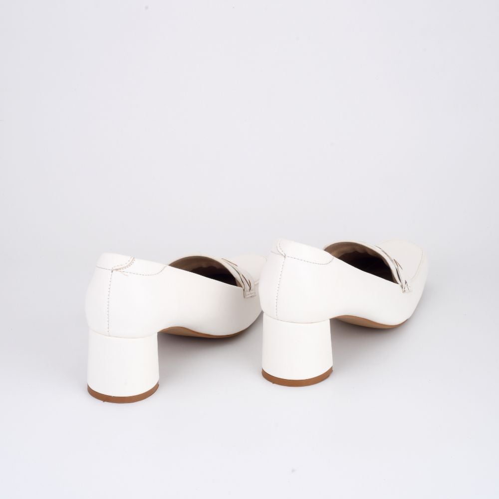 Collection of Diana in a gallery layout