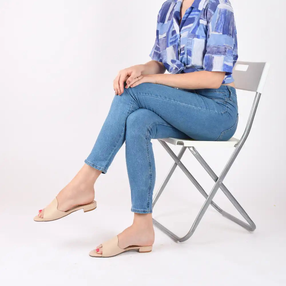 Collection of Zoya in a gallery layout