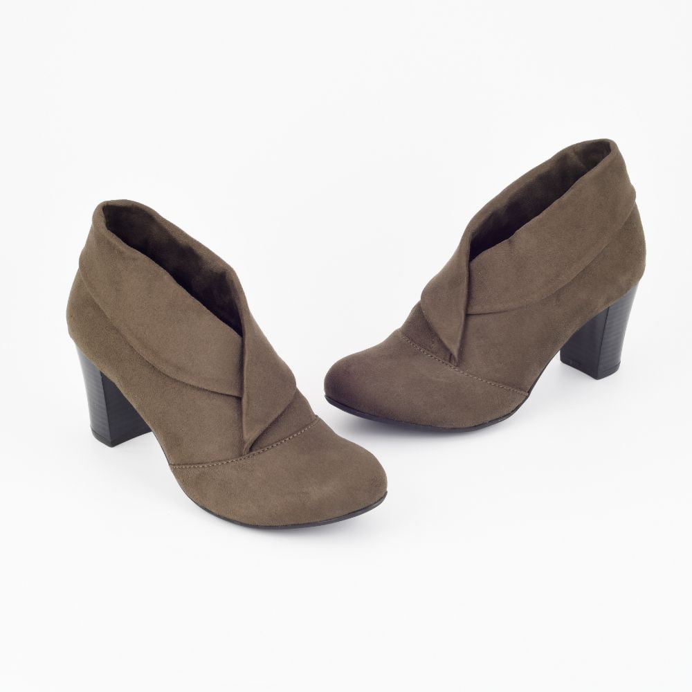 Collection of Firoza in a gallery layout