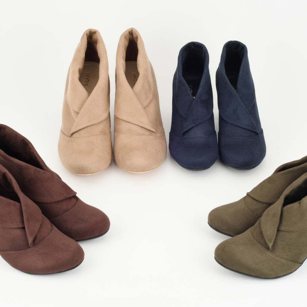 Collection of Firoza in a gallery layout