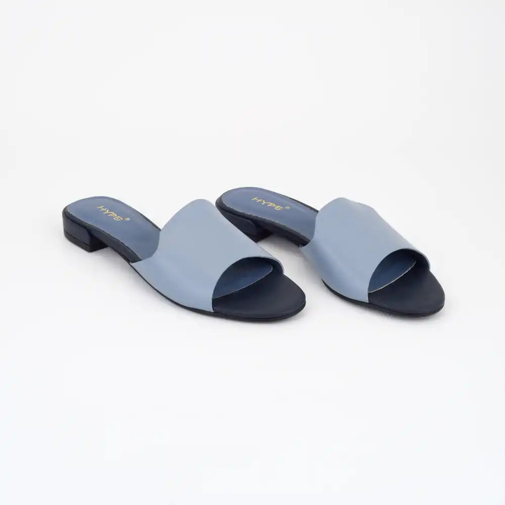 Collection of Zoya in a gallery layout