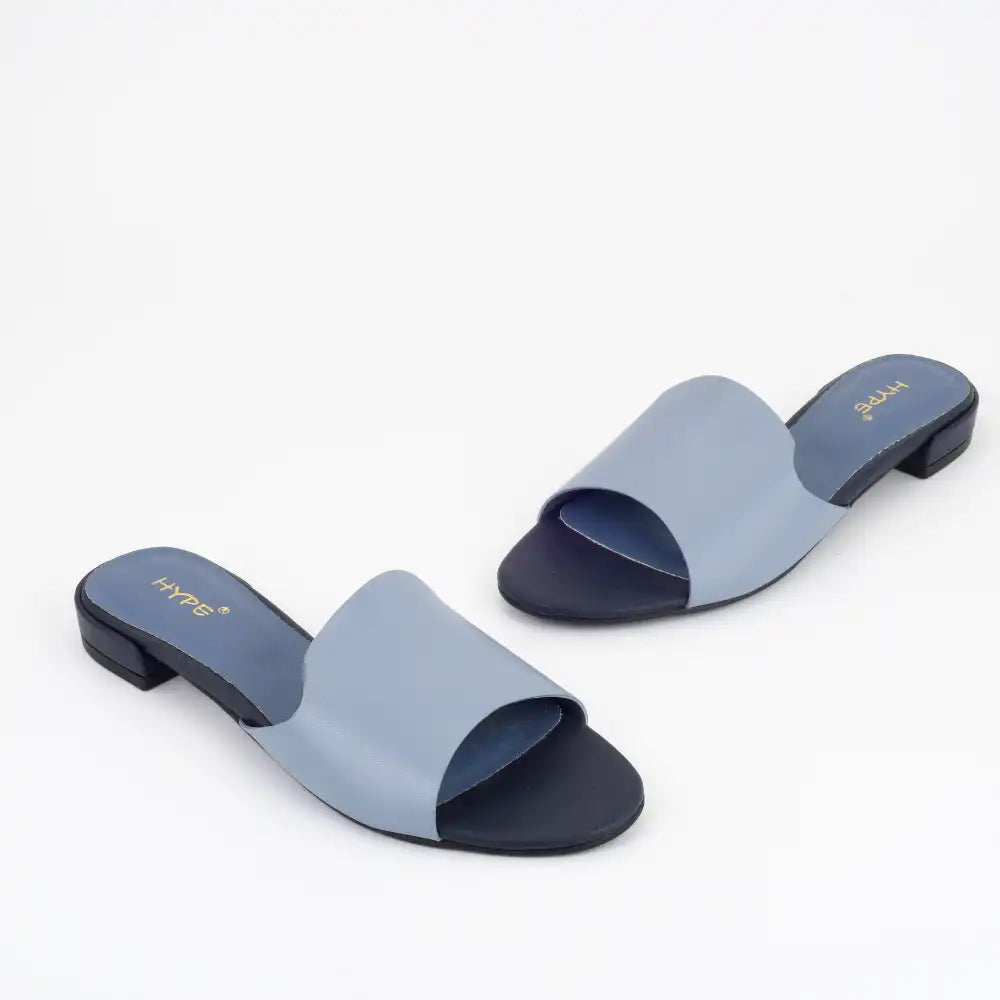 Collection of Zoya in a gallery layout