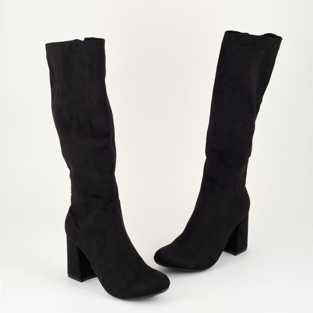 Collection of Agnes in a gallery layout