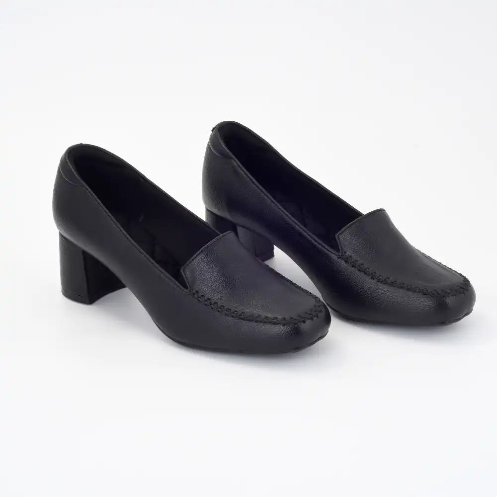 Collection of Perla in a gallery layout