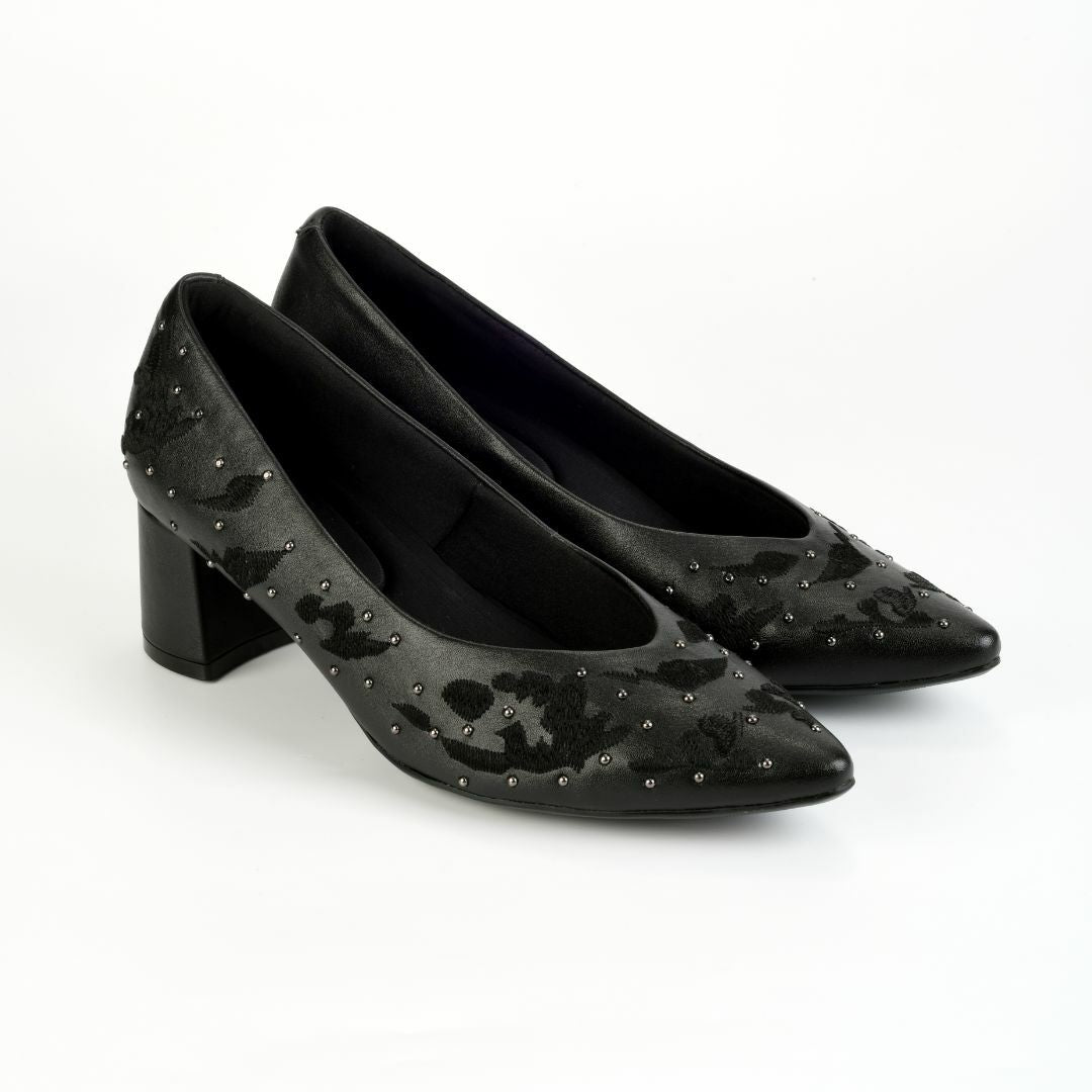 Collection of Leone in a gallery layout