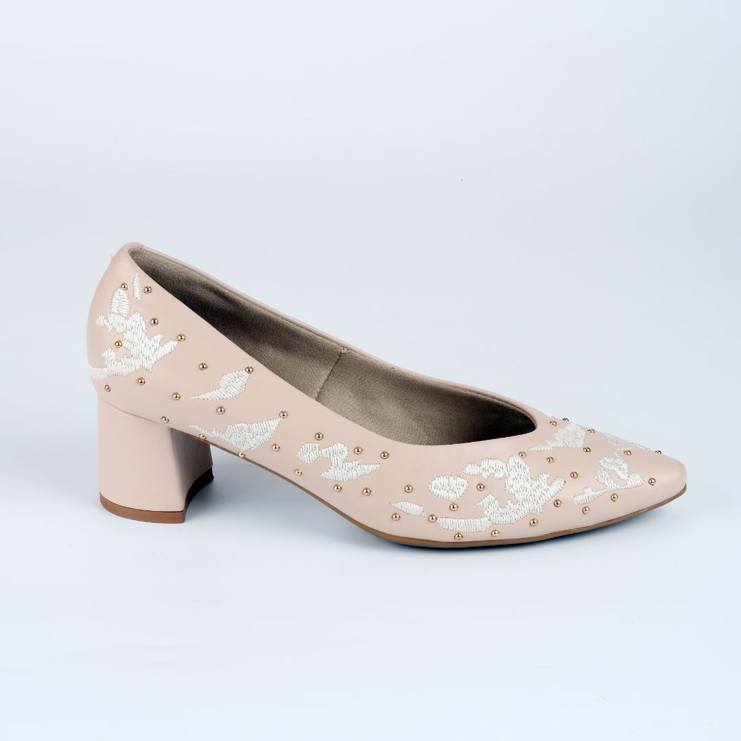 Collection of Leone in a gallery layout