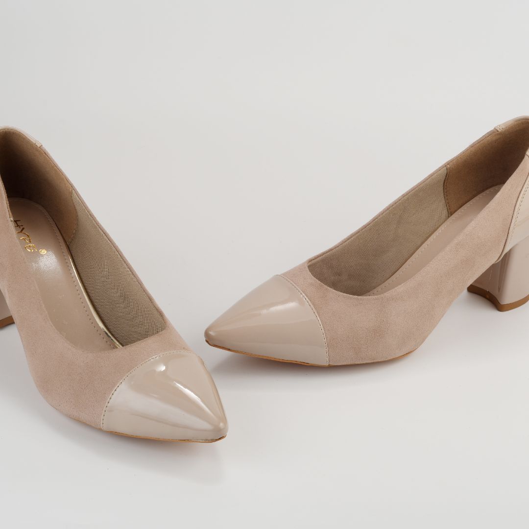 Collection of Carina in a gallery layout