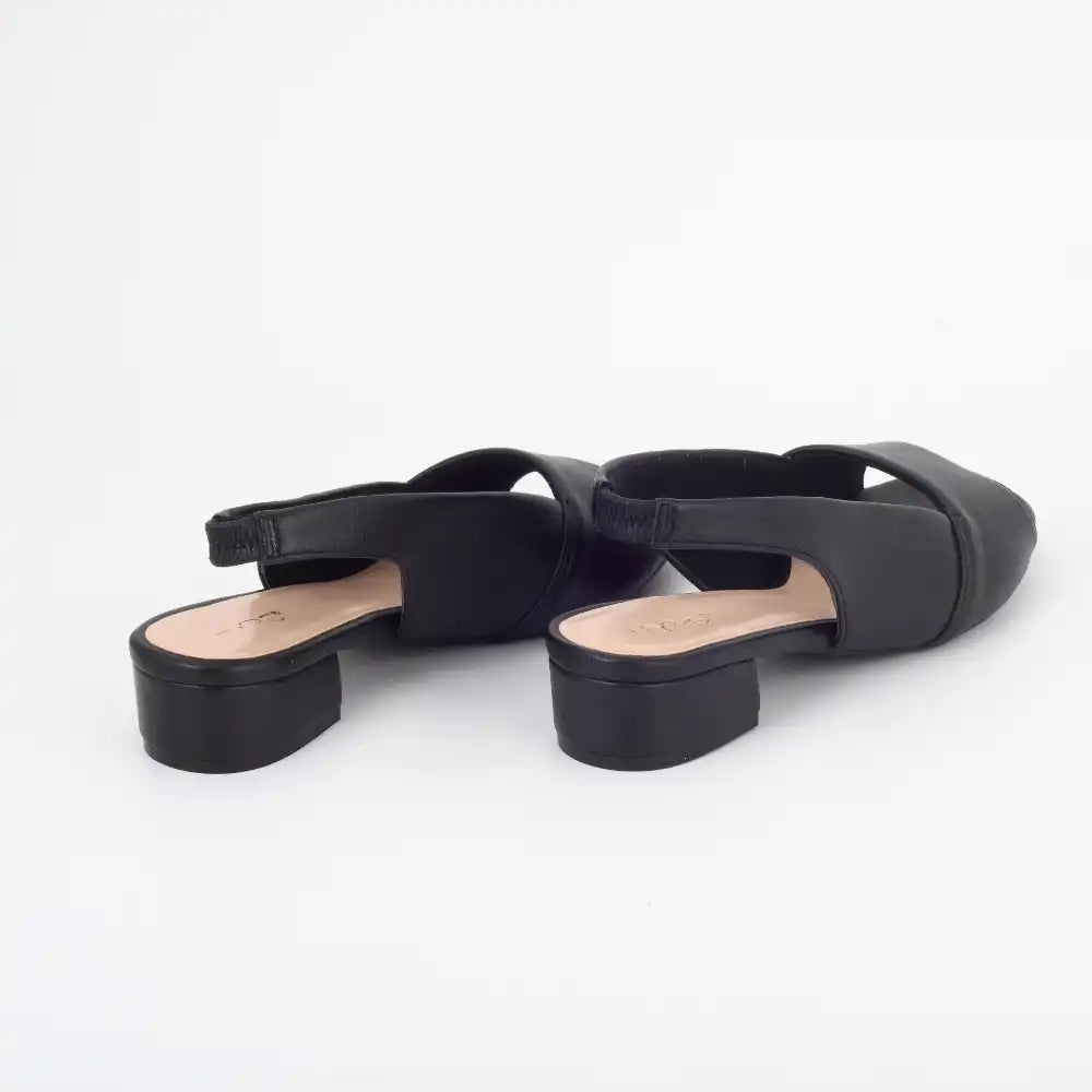 Collection of Kalie in a gallery layout