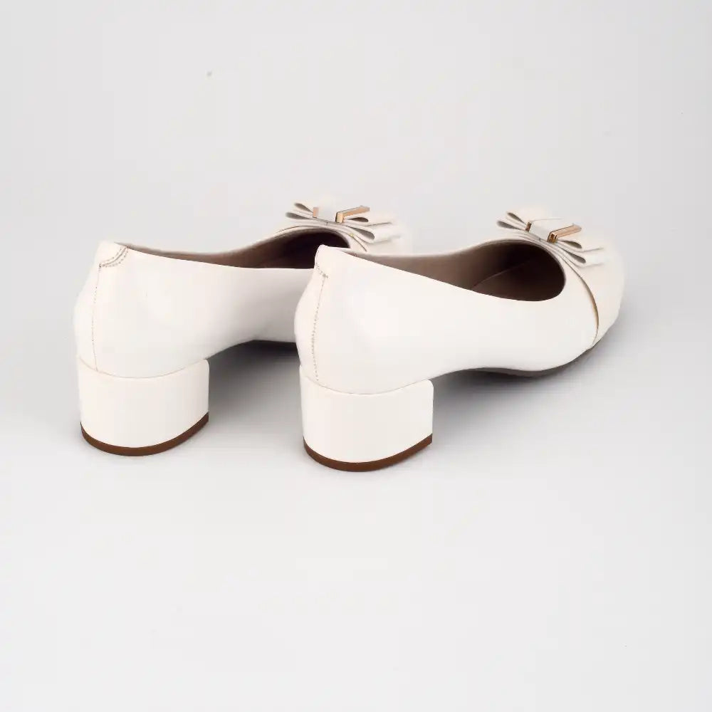 Collection of Kady in a gallery layout