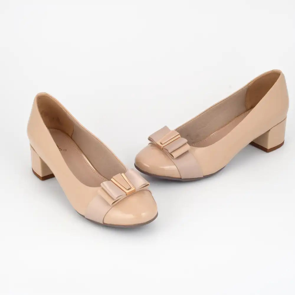 Collection of Kady in a gallery layout